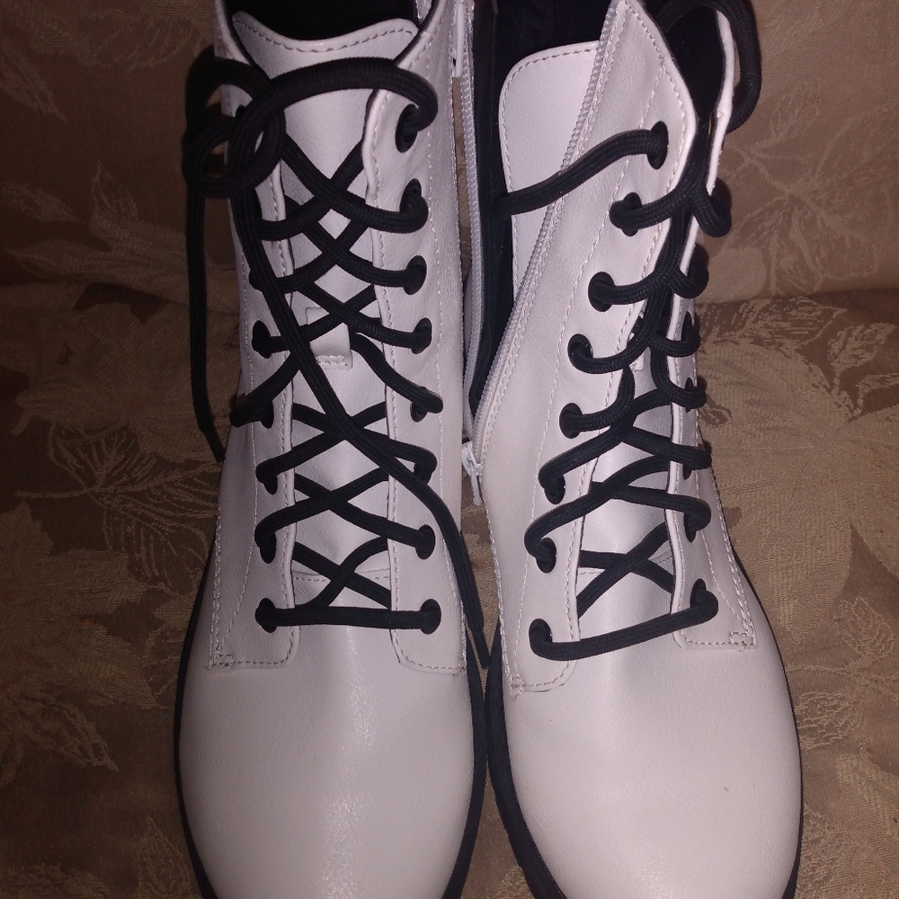 Women boots